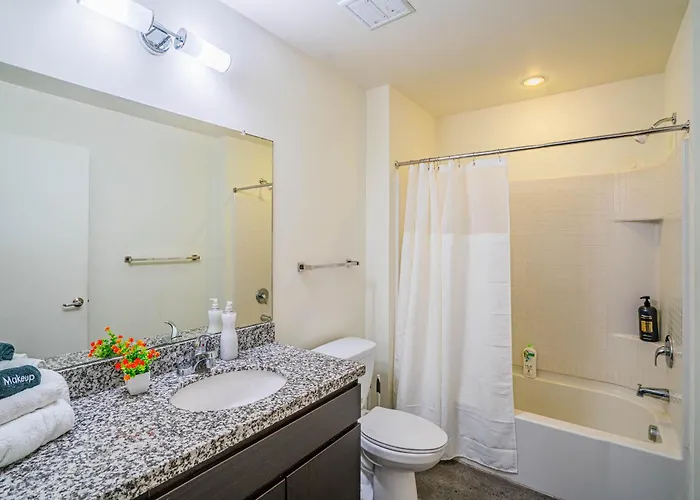 Apartment Charming 2bd - Downtown - Gym, Pool, Parking Phoenix